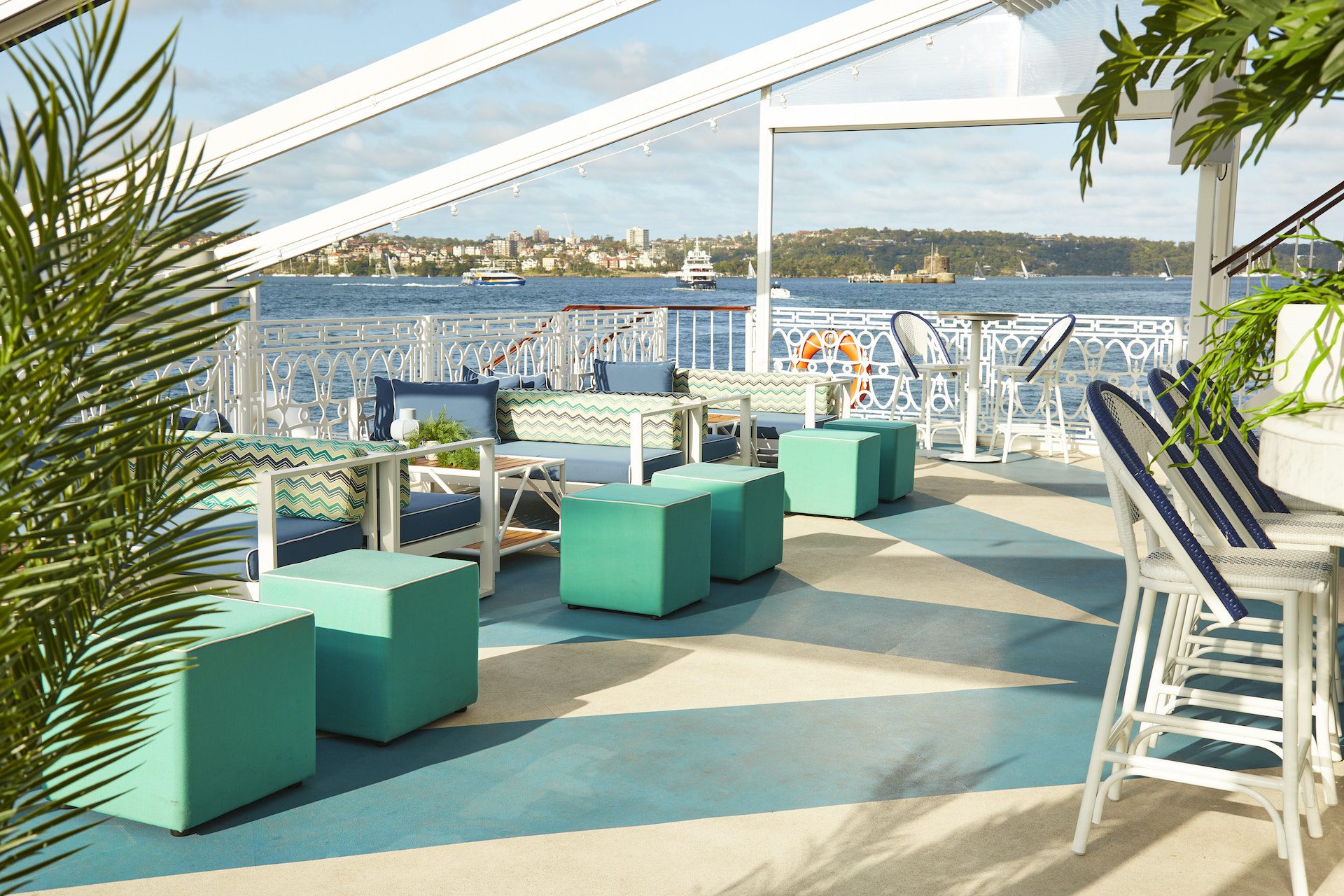 Experience the Table of 10 VIP Package onboard SEADECK